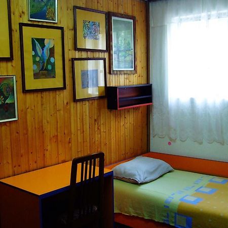 Hostel Domestika Бітола Номер фото