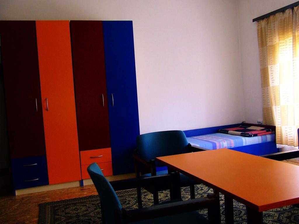 Hostel Domestika Бітола Номер фото