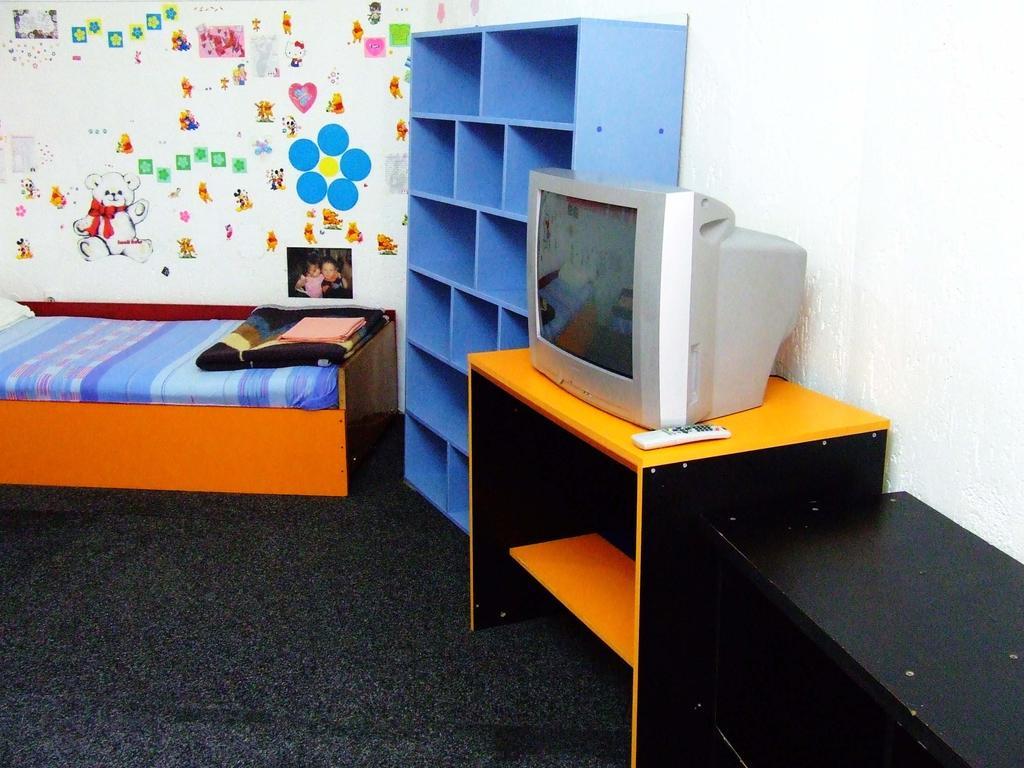 Hostel Domestika Бітола Номер фото